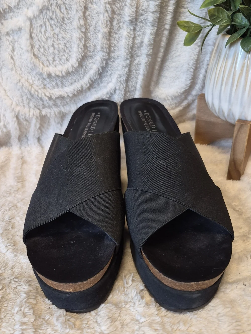 NEW Donald J. Pliner Bonbon Wedge Sandals Black Suede Slip On Stretch Size 9